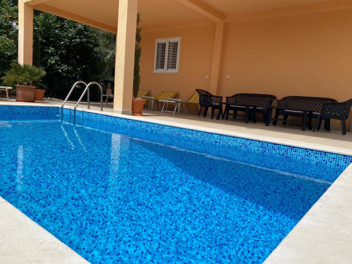 Apartments Villa Viktoria Tivat Extérieur photo