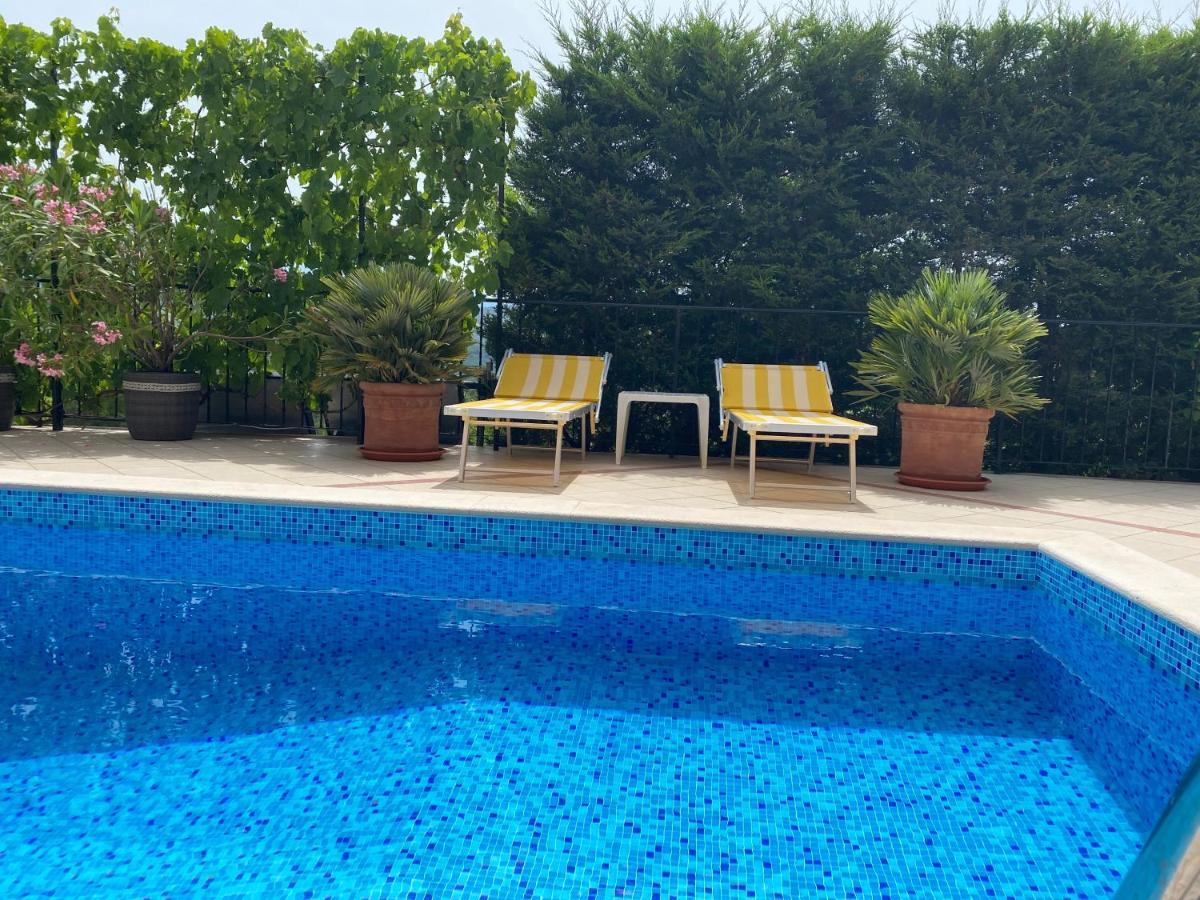 Apartments Villa Viktoria Tivat Extérieur photo