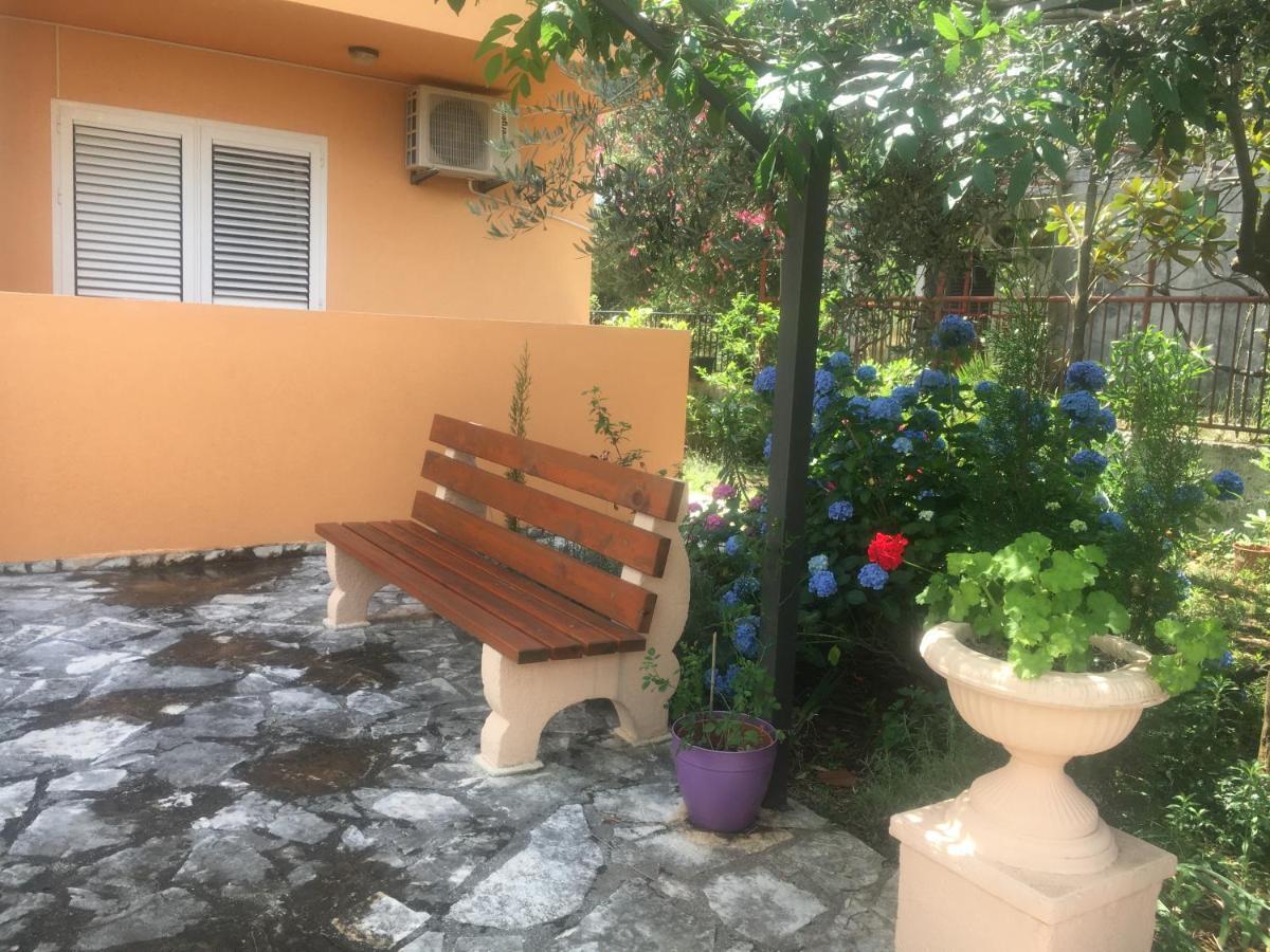 Apartments Villa Viktoria Tivat Extérieur photo
