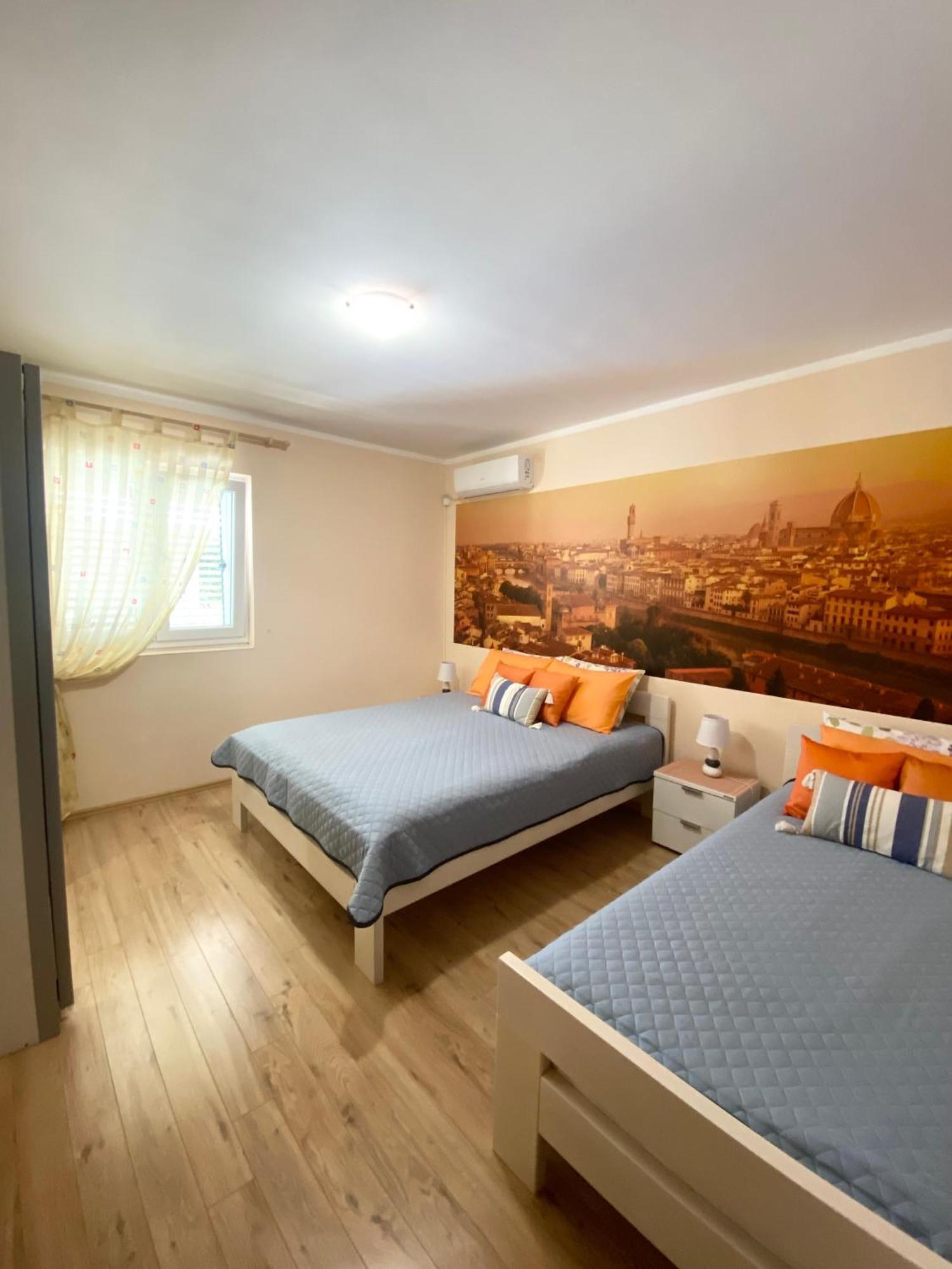 Apartments Villa Viktoria Tivat Extérieur photo
