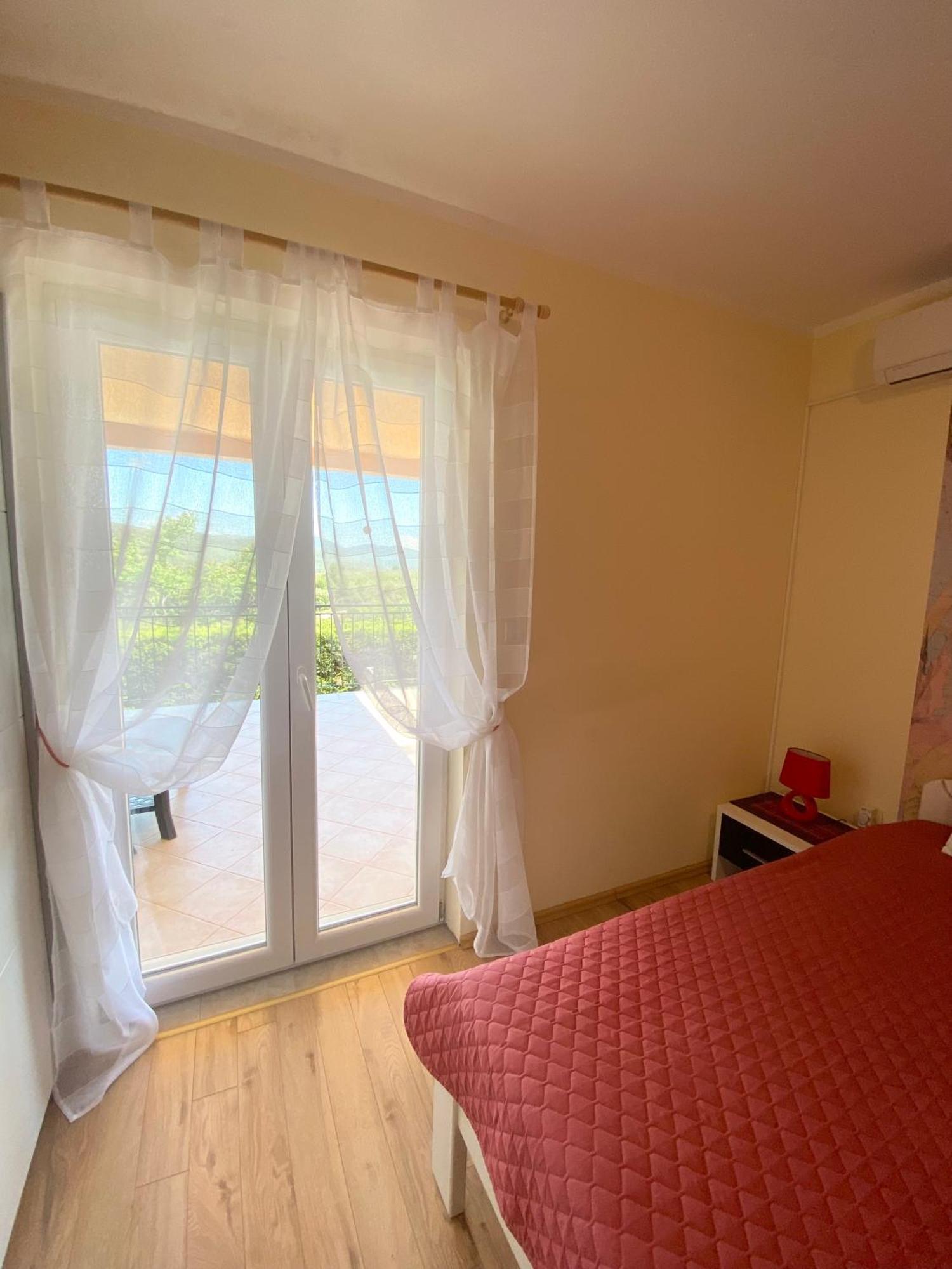 Apartments Villa Viktoria Tivat Extérieur photo