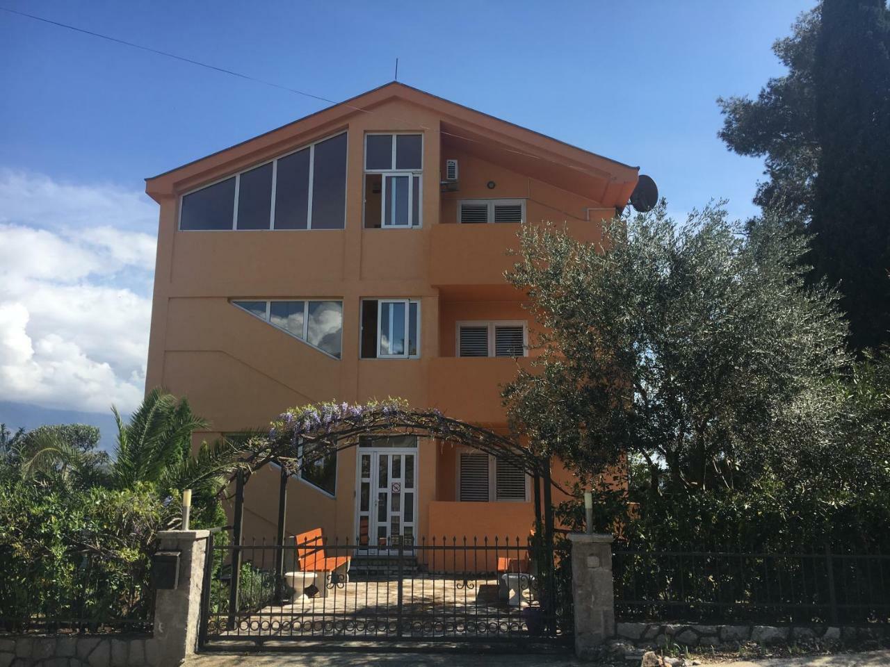 Apartments Villa Viktoria Tivat Extérieur photo