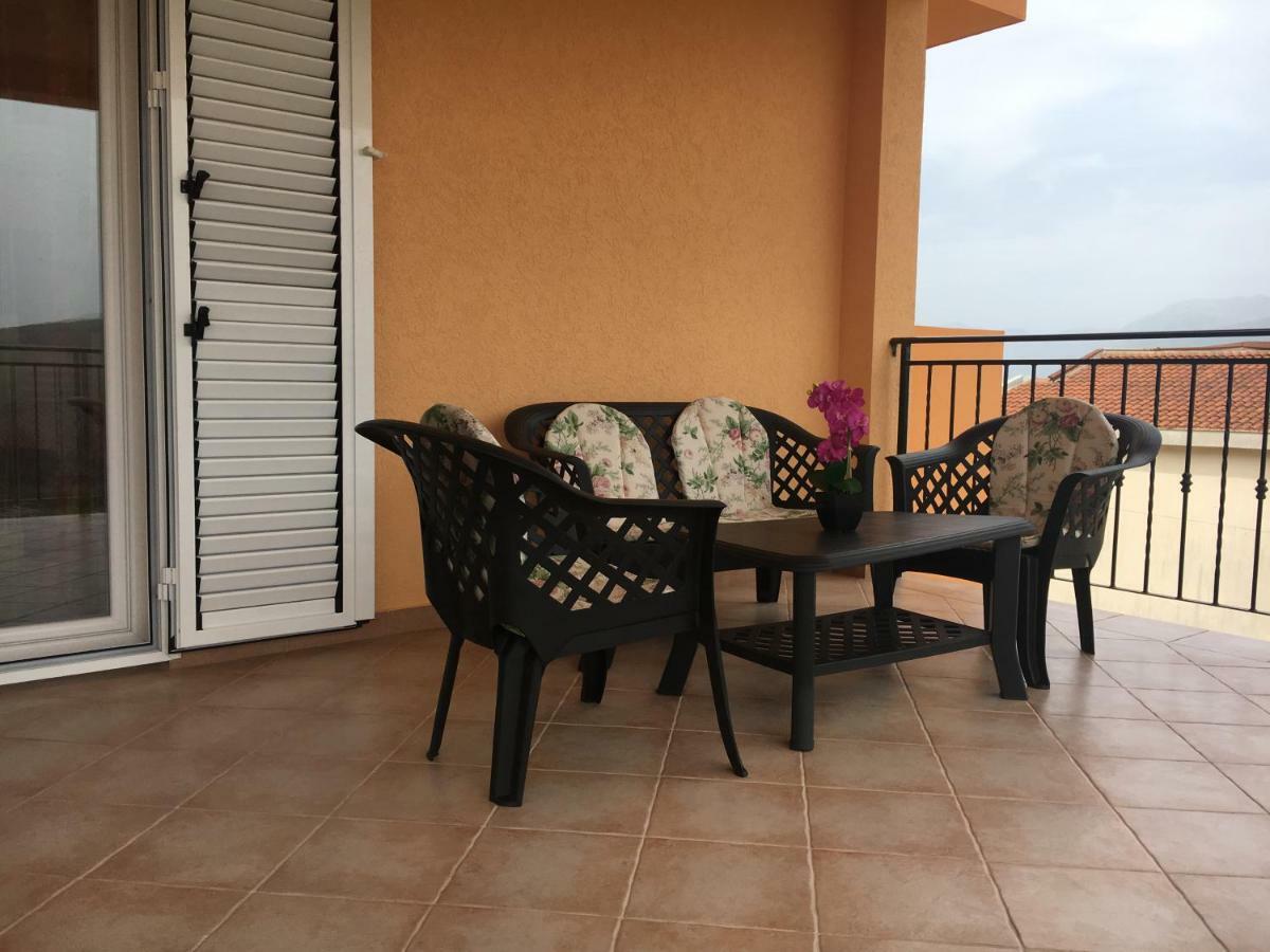 Apartments Villa Viktoria Tivat Extérieur photo