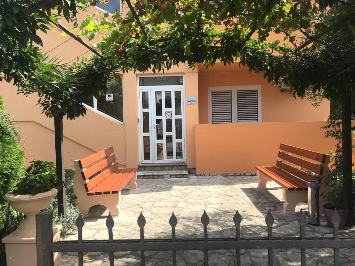 Apartments Villa Viktoria Tivat Extérieur photo
